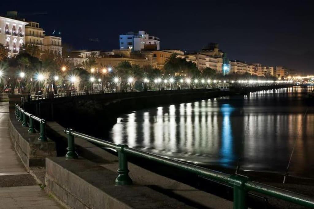 Nizza Apartment In Centro Salerno Ngoại thất bức ảnh